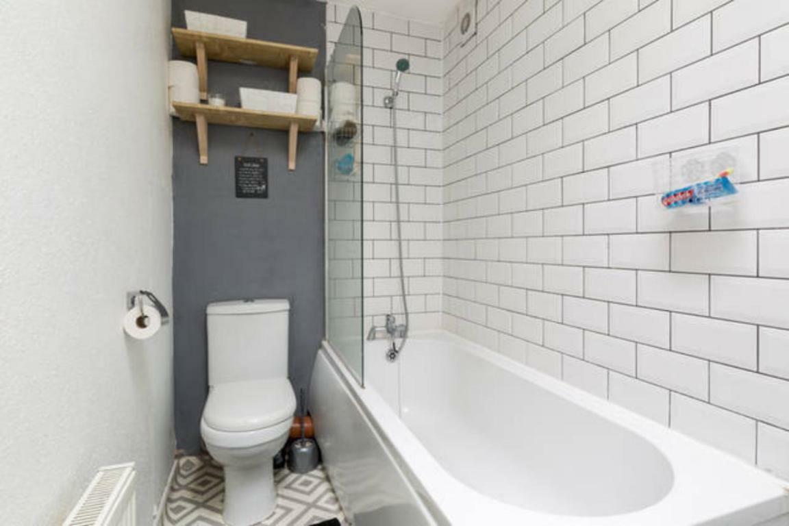 Kelsall Guest House Бирмингам Екстериор снимка